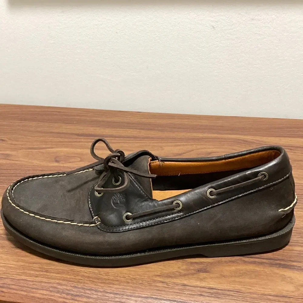 Timberland Men’s 2-Eye Boat Shoe in Smooth Leather & Suede. Size 13 M.